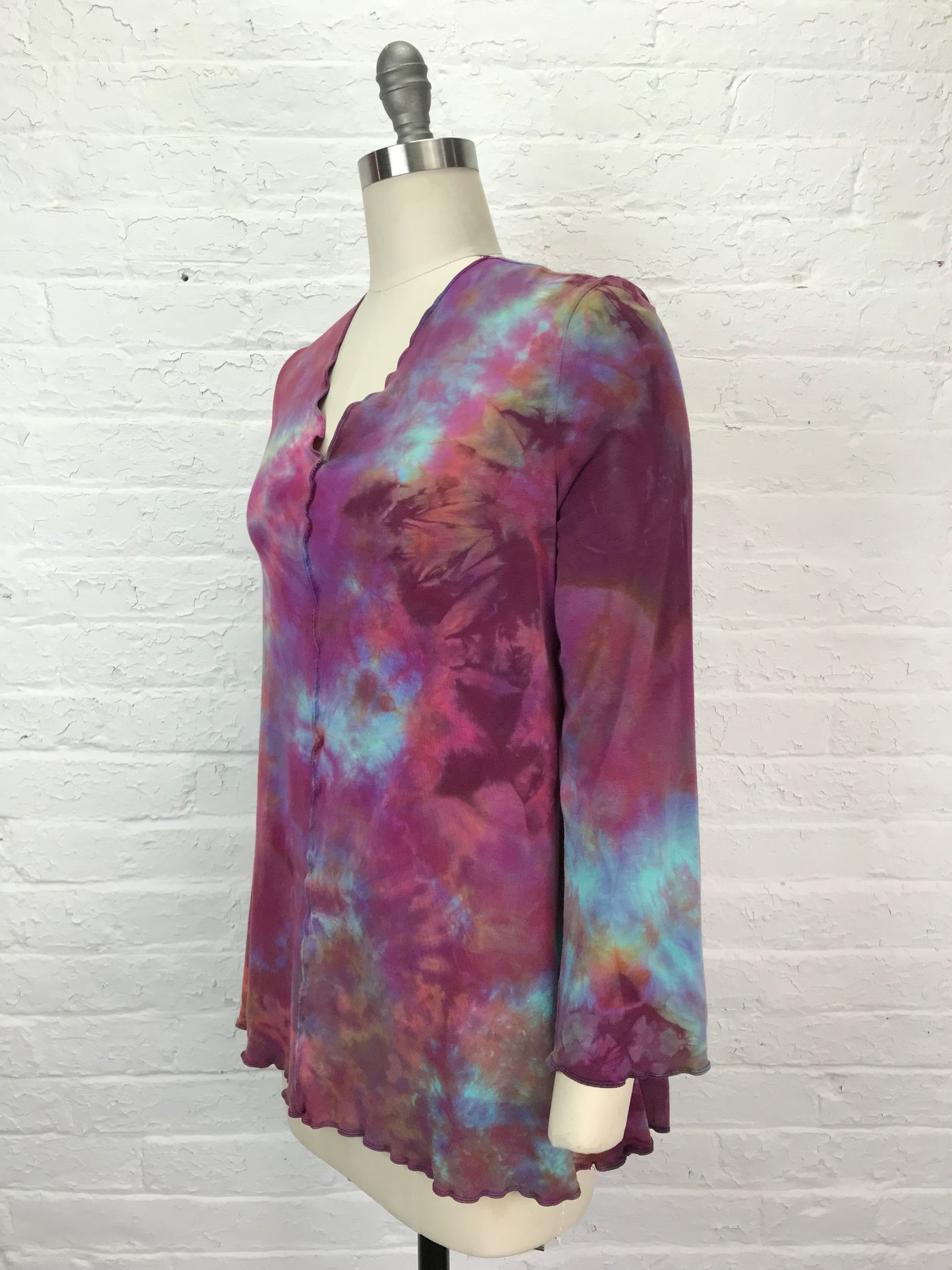 Victoria V-Neck Long Sleeve Tunic in Soft Rainbow Tangle - One Size