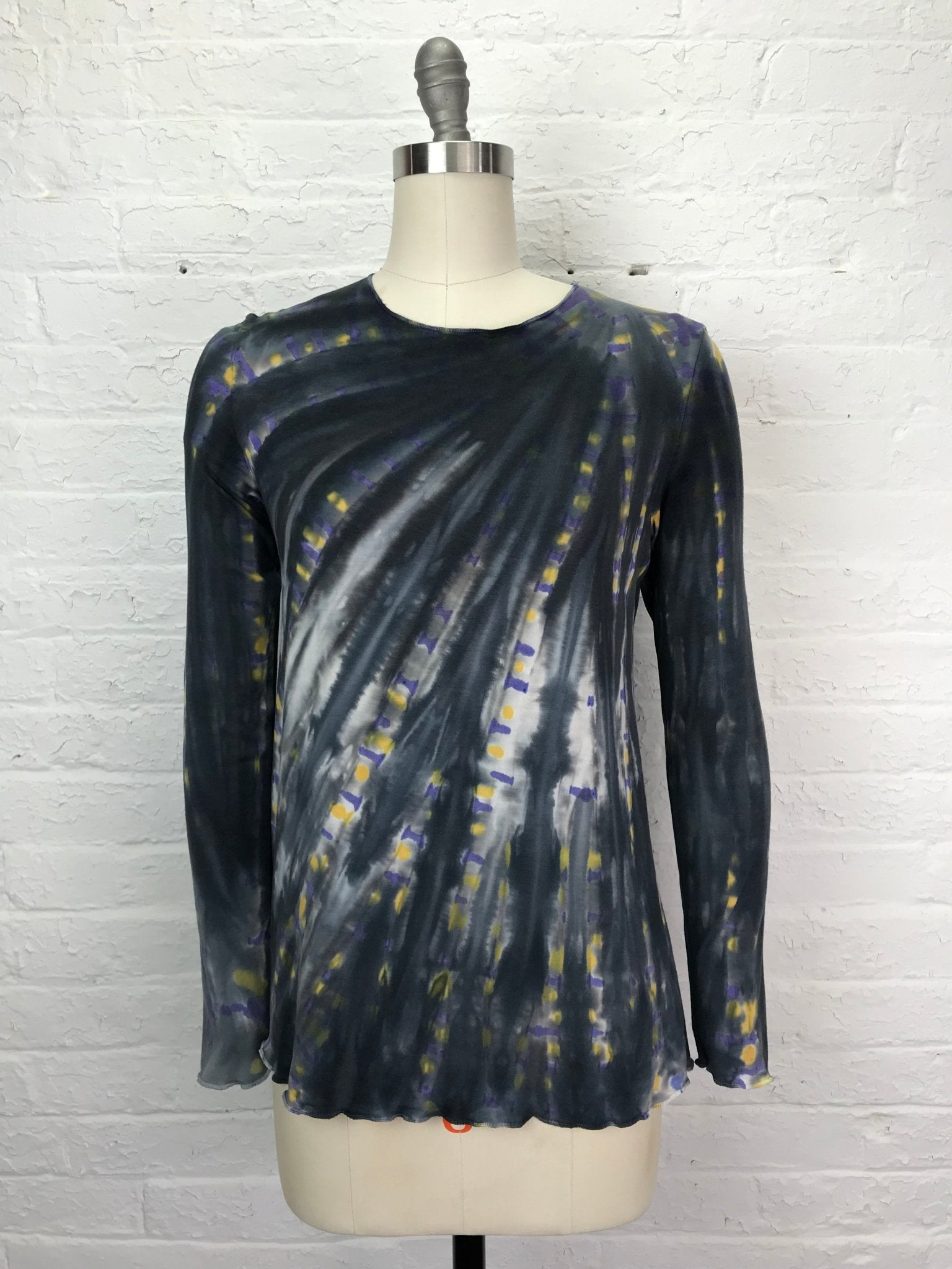 Jane Long Sleeve Top in Shadow of the Dolphin