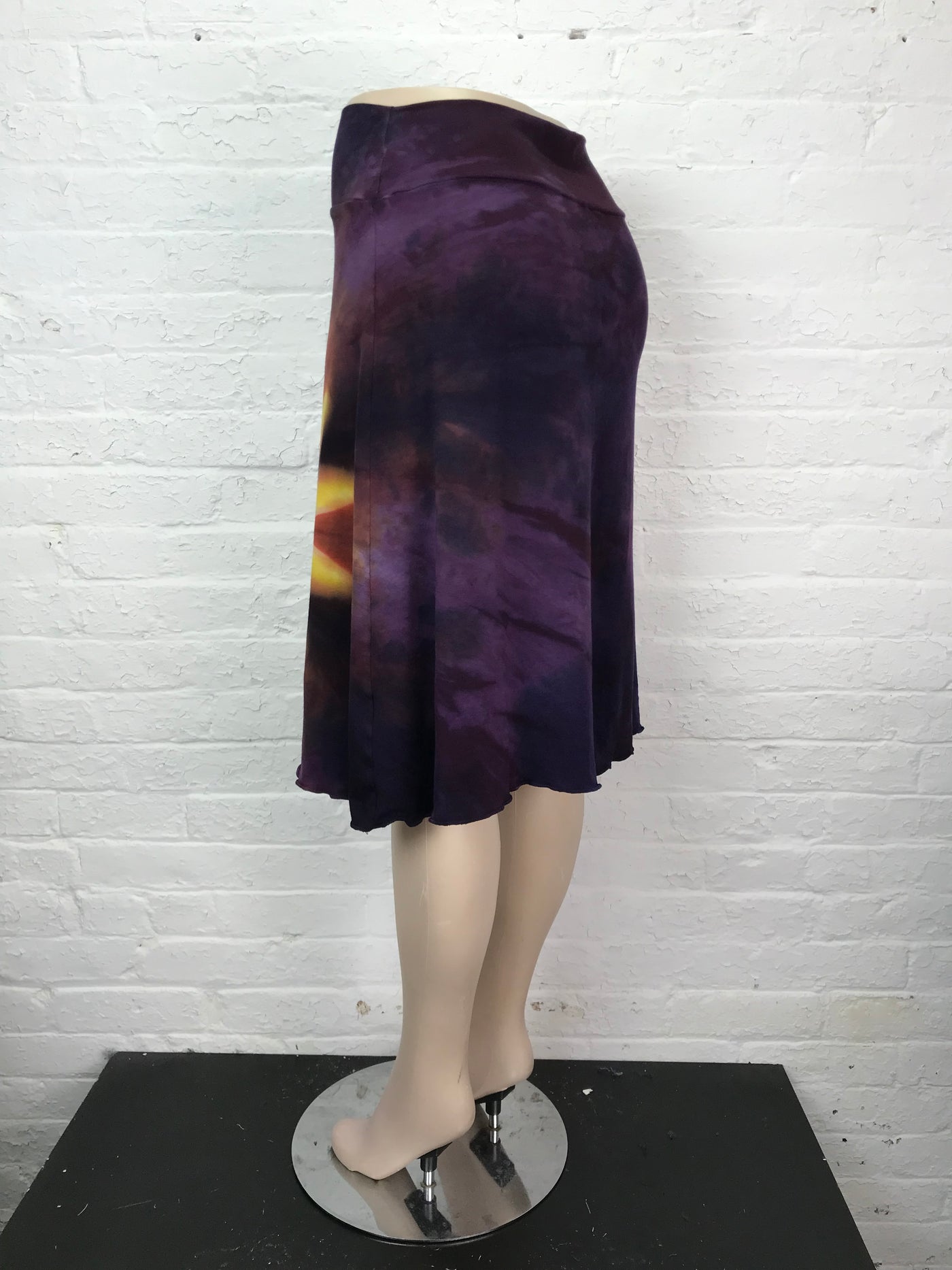 Knee Length Skirt in Flame Flower