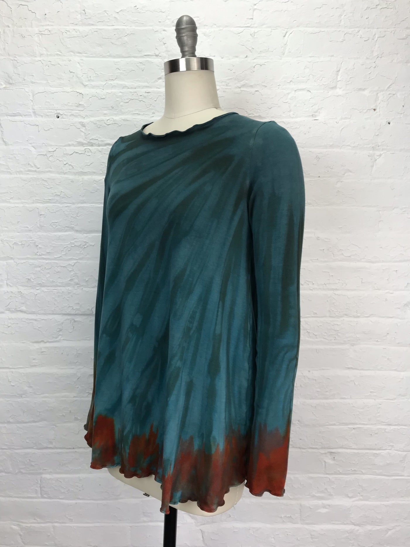 January Tunic in Complimentary - Medium