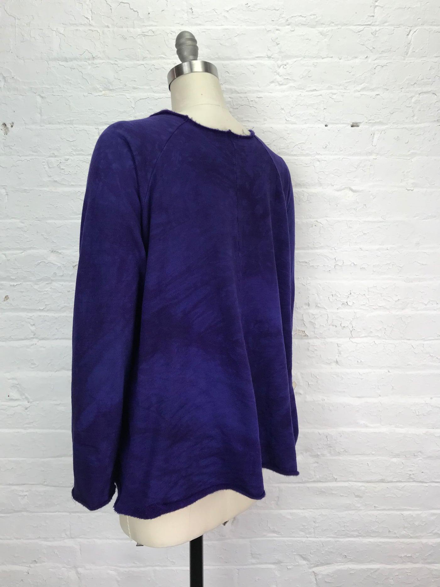 Fleece Raglan Sweatshirt in Copper Amethyst Daisy with Pockets