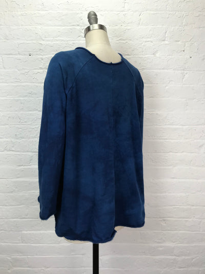 Fleece Raglan Sweatshirt in Blueberry Blossom with Pockets