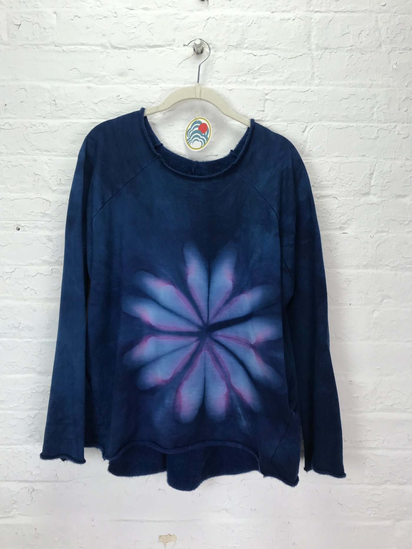 Fleece Raglan Sweatshirt in Blueberry Blossom with Pockets