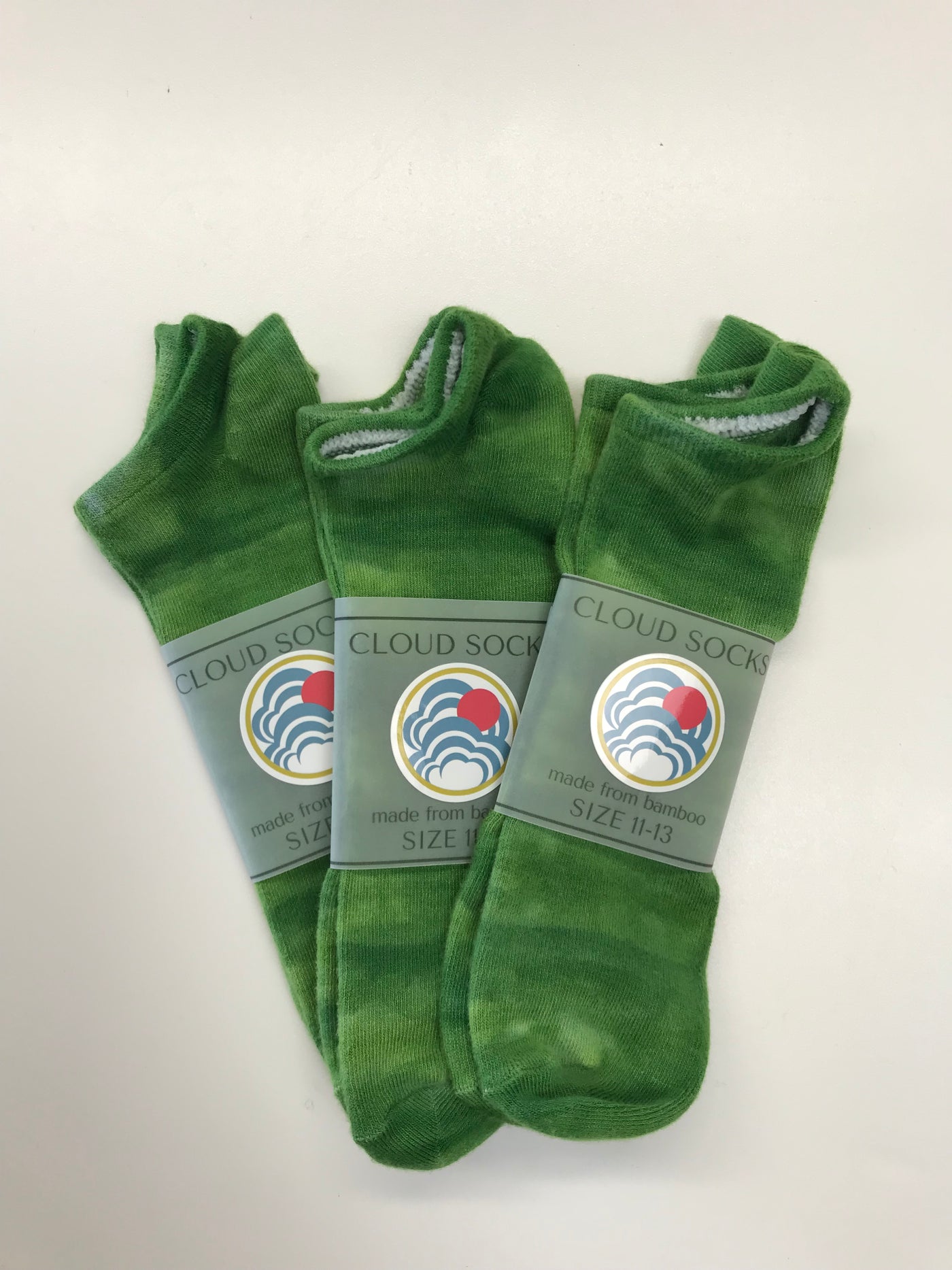 Men's Bamboo Footie Socks in Fairway Green