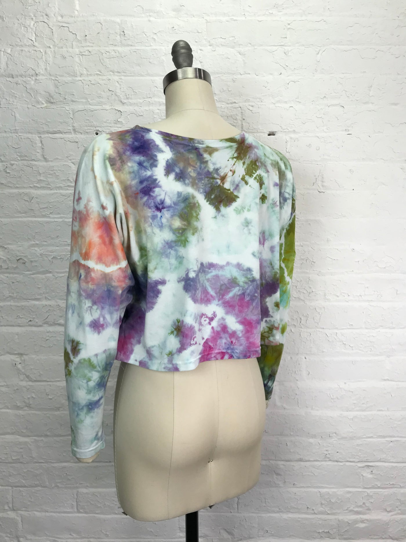 Astrid Long Sleeve Crop Top in Spring Tulips - One Size