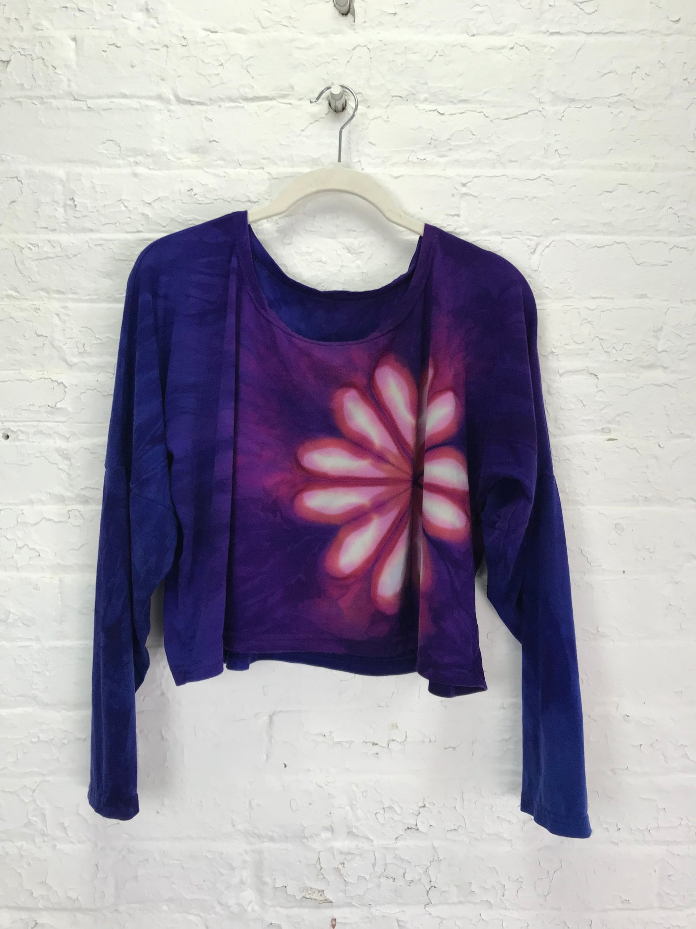 Astrid Long Sleeve Crop Top in Amethyst Daisy - One Size