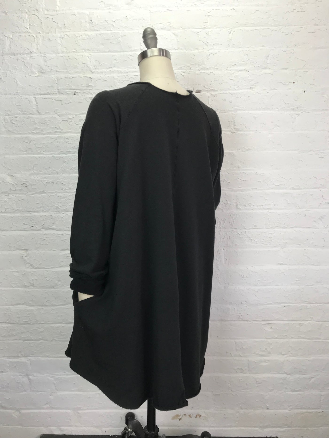 Oversized Stretch Fleece Raglan Tunic with Pockets in Fritillaria - One Size
