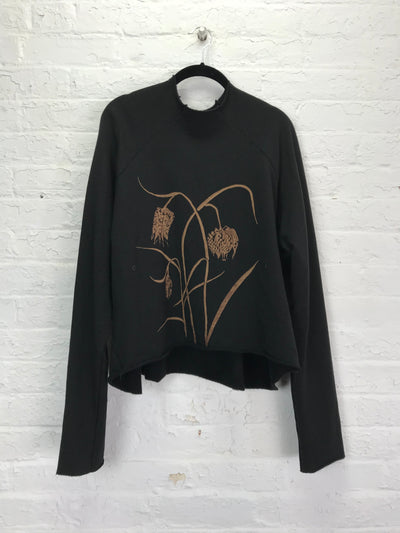 Funnel Neck Cropped Fleece Raglan Sweatshirt in Fritillaria