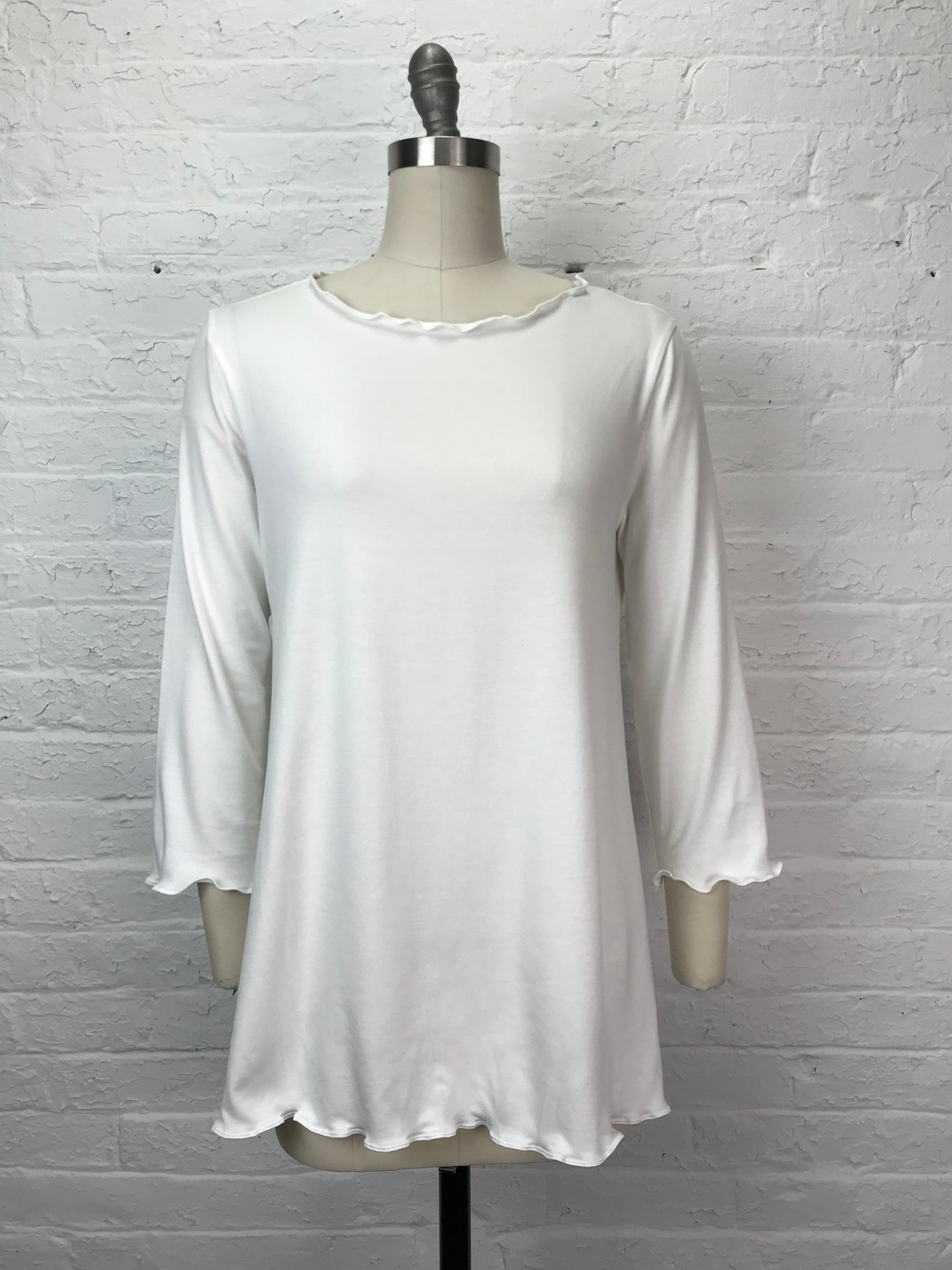 Anna 3/4 Sleeve Tunic in Blank Slate