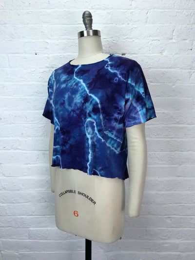 Juni Series in Iris Geode