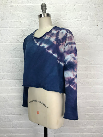 Heavyweight Fleece Cropped Sweatshirt in Pink Lightning
