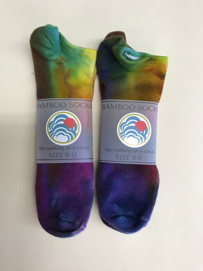 Bamboo Footie Socks in Over the Rainbow
