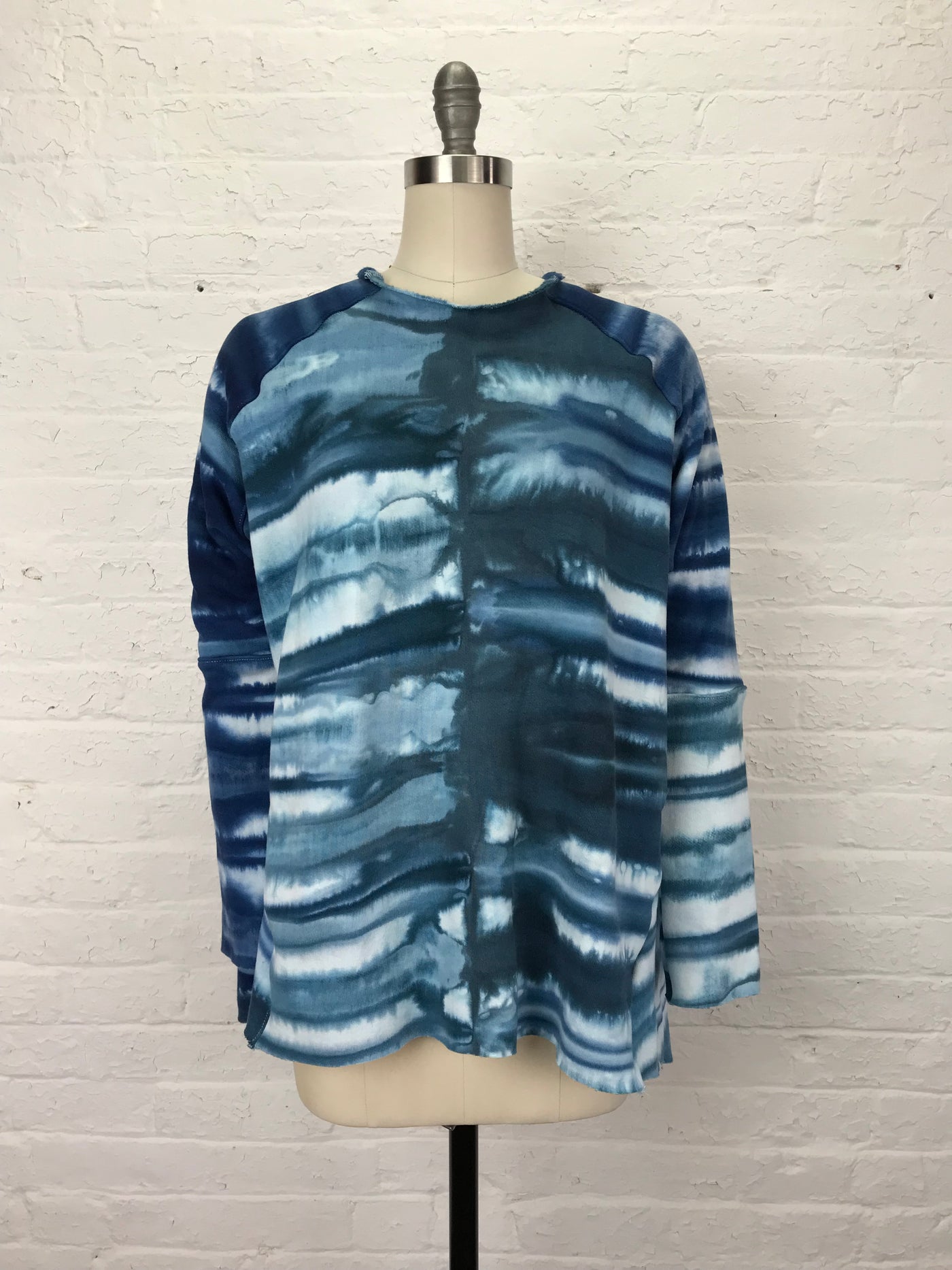 Heavyweight Fleece Raglan Sweatshirt in Navy Stripe - One Size