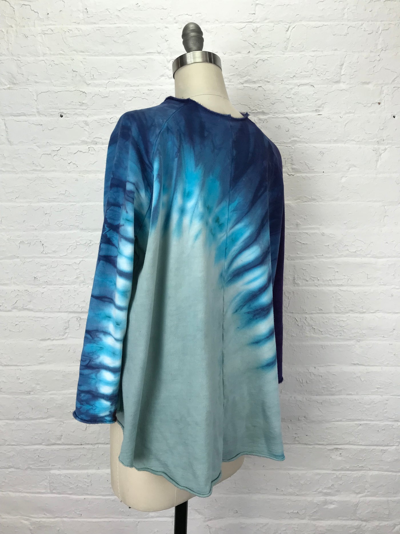 Fleece Raglan Sweatshirt in Magic Moon - One Size