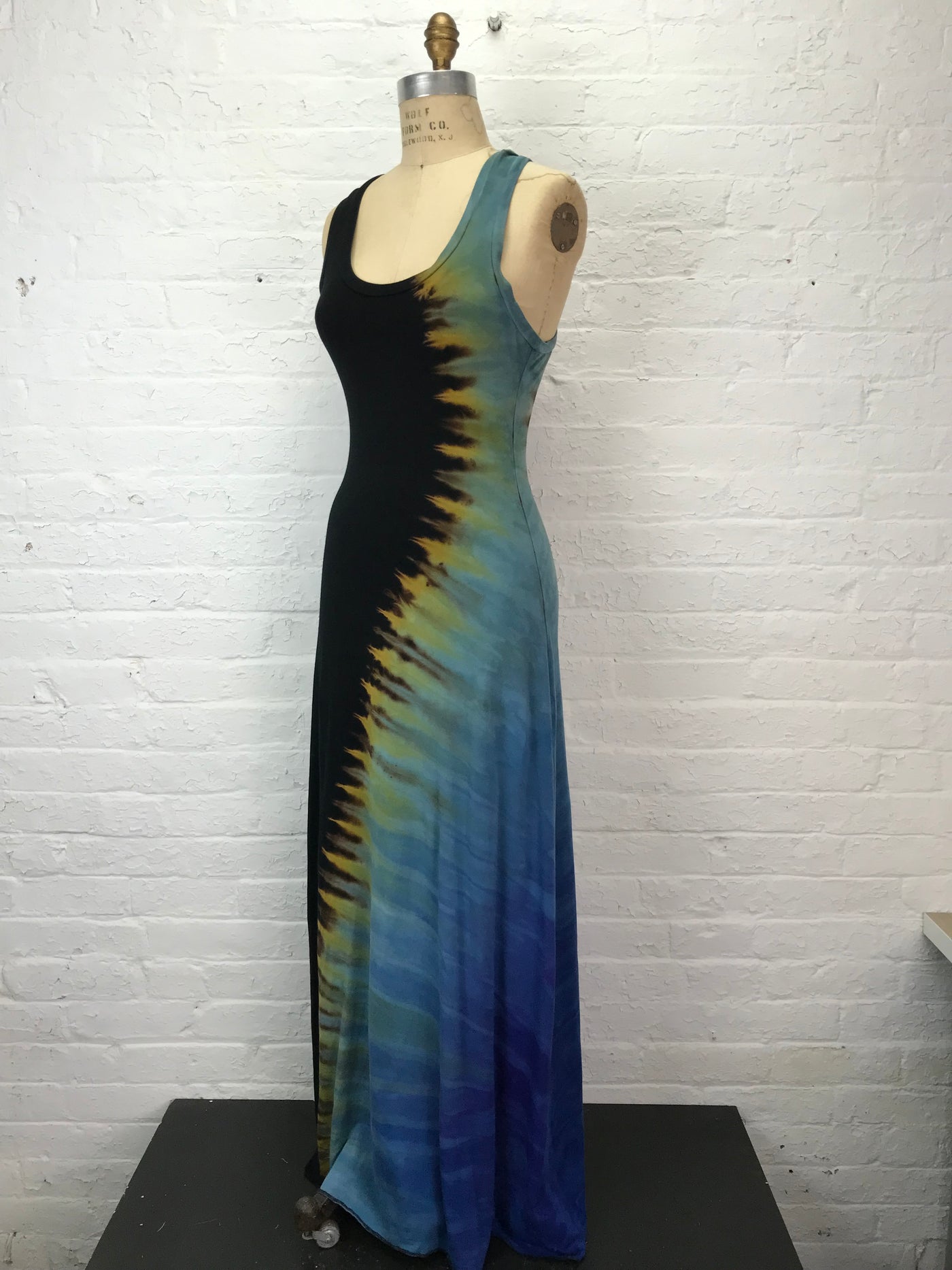 Roxy Racerback Maxi Tank Dress in Blue Flame Yin Yang