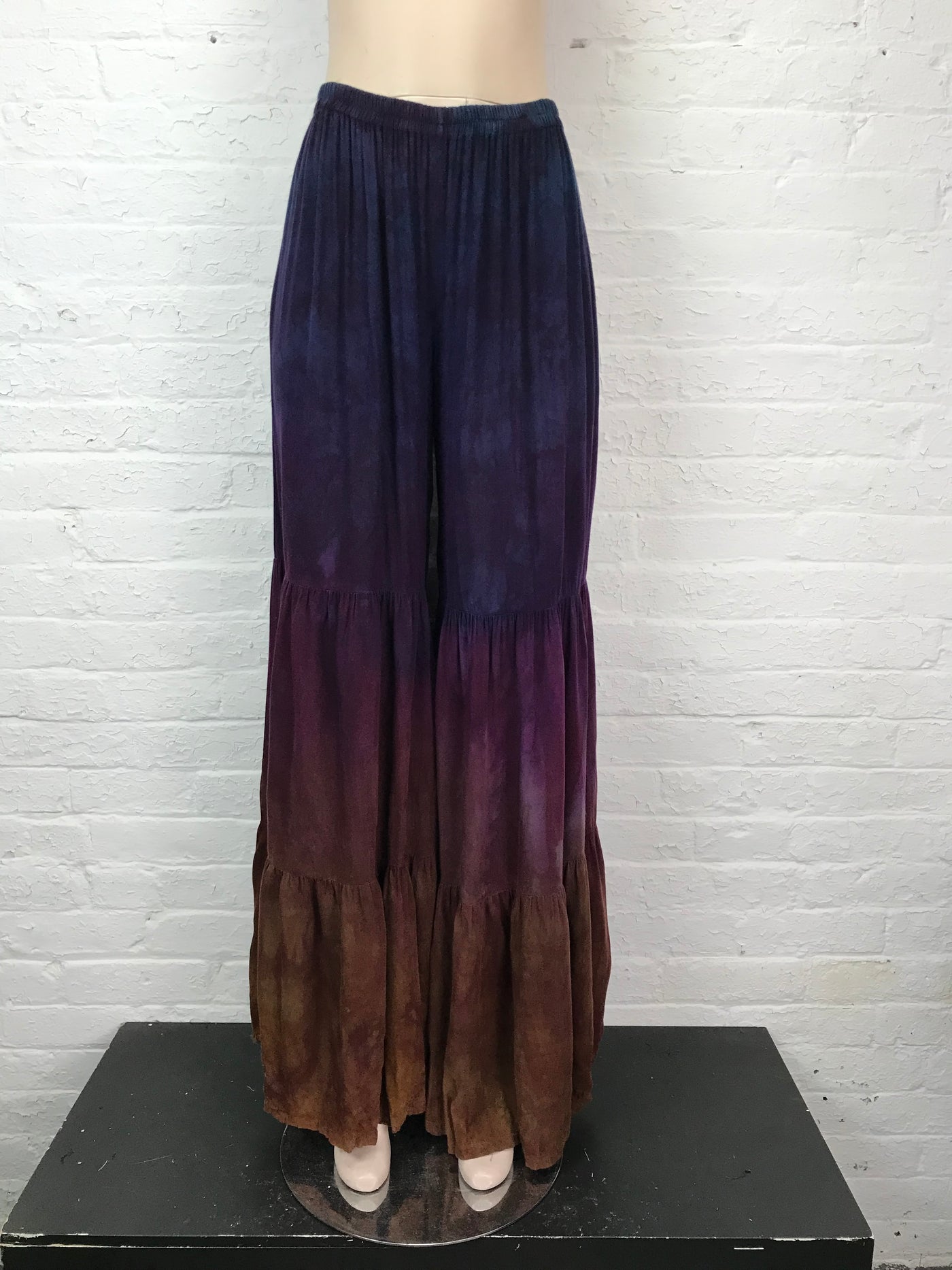 Wide Leg Tiered Pant in Iridescent Dawn