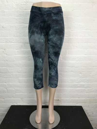 Capri Leggings in Cloud Cover - Small - Cloud Candy