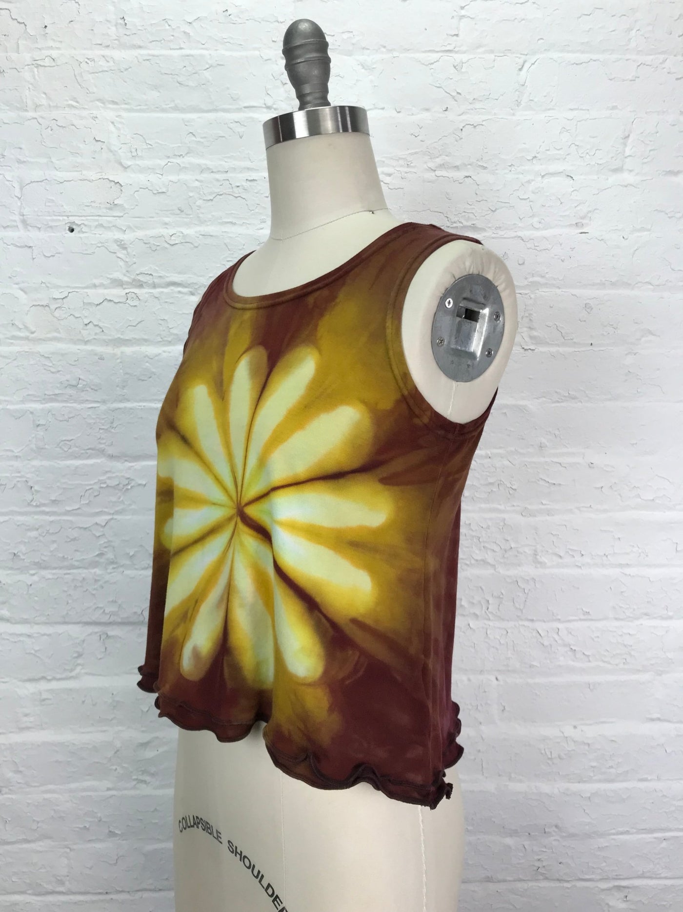 Eileen Tank Top in Butter Blossom - Medium - Cloud Candy