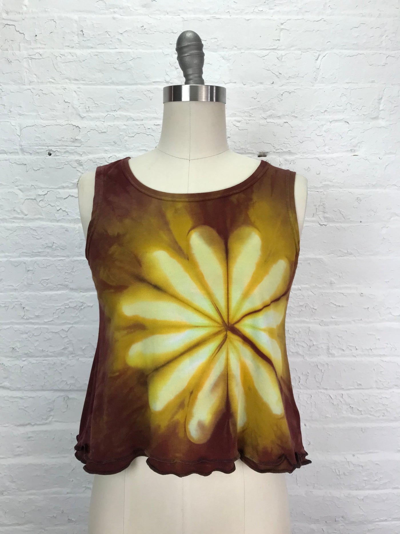 Eileen Tank Top in Butter Blossom - Medium - Cloud Candy