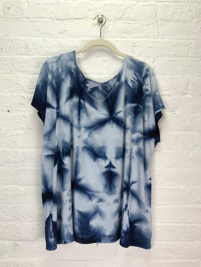 Elsie Top in Indigo Snowflake - Cloud Candy