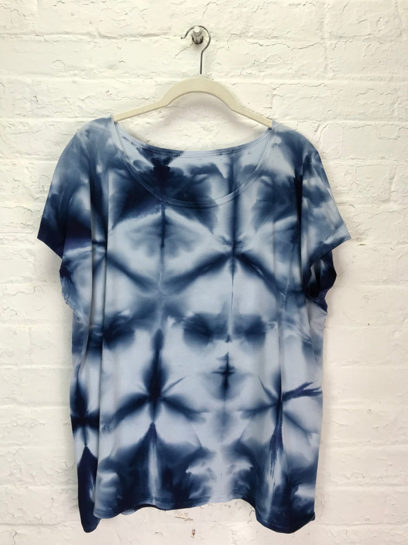 Elsie Top in Indigo Snowflake - Cloud Candy