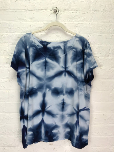 Elsie Top in Indigo Snowflake - Cloud Candy