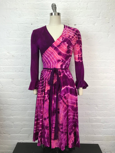Flamenco Wrap Dress in Strawberry Lightning Geode with Pockets - Cloud Candy