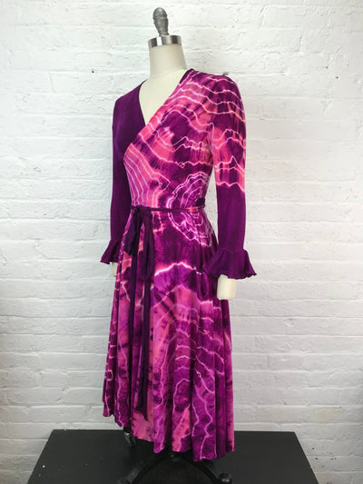 Flamenco Wrap Dress in Strawberry Lightning Geode with Pockets - Cloud Candy