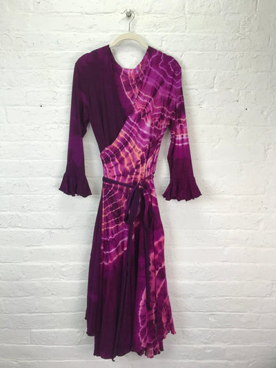 Flamenco Wrap Dress in Strawberry Lightning Geode with Pockets - Cloud Candy