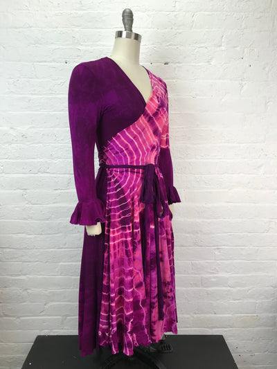 Flamenco Wrap Dress in Strawberry Lightning Geode with Pockets - Cloud Candy