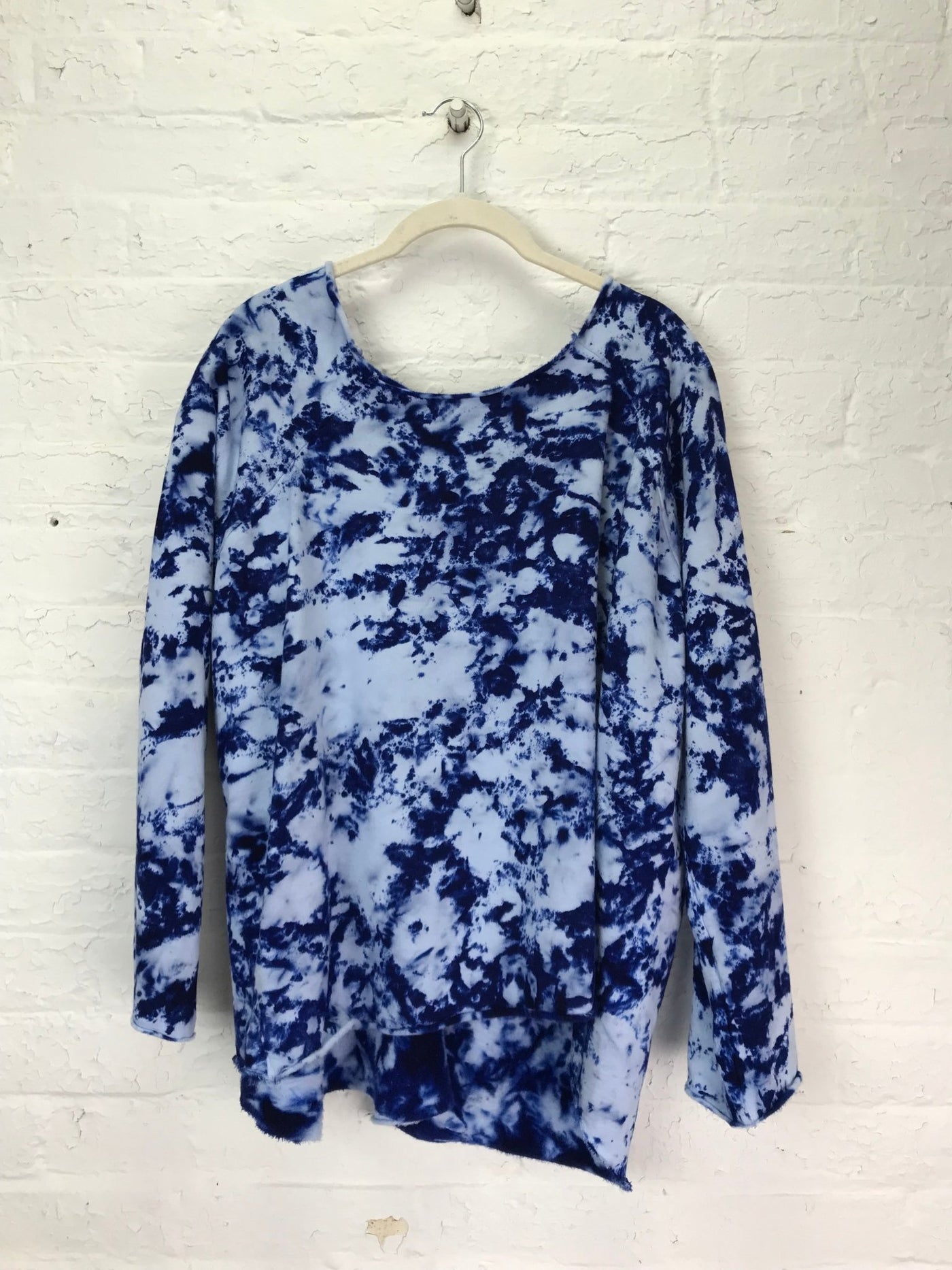 Fleece Raglan Sweatshirt in Bewitching Blue Sparkle - Cloud Candy