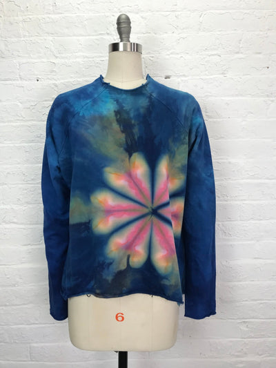 Fleece Raglan Sweatshirt in Mountain Blossom - Cloud Candy