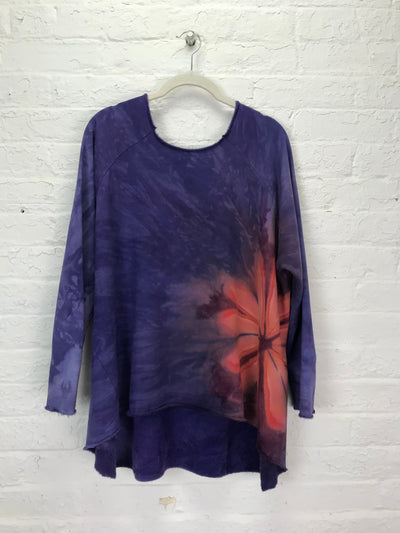 Fleece Raglan Sweatshirt in Red Daisy - Medium - Cloud Candy