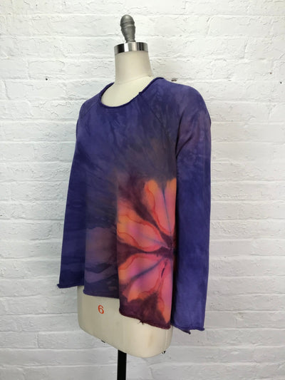 Fleece Raglan Sweatshirt in Red Daisy - Medium - Cloud Candy