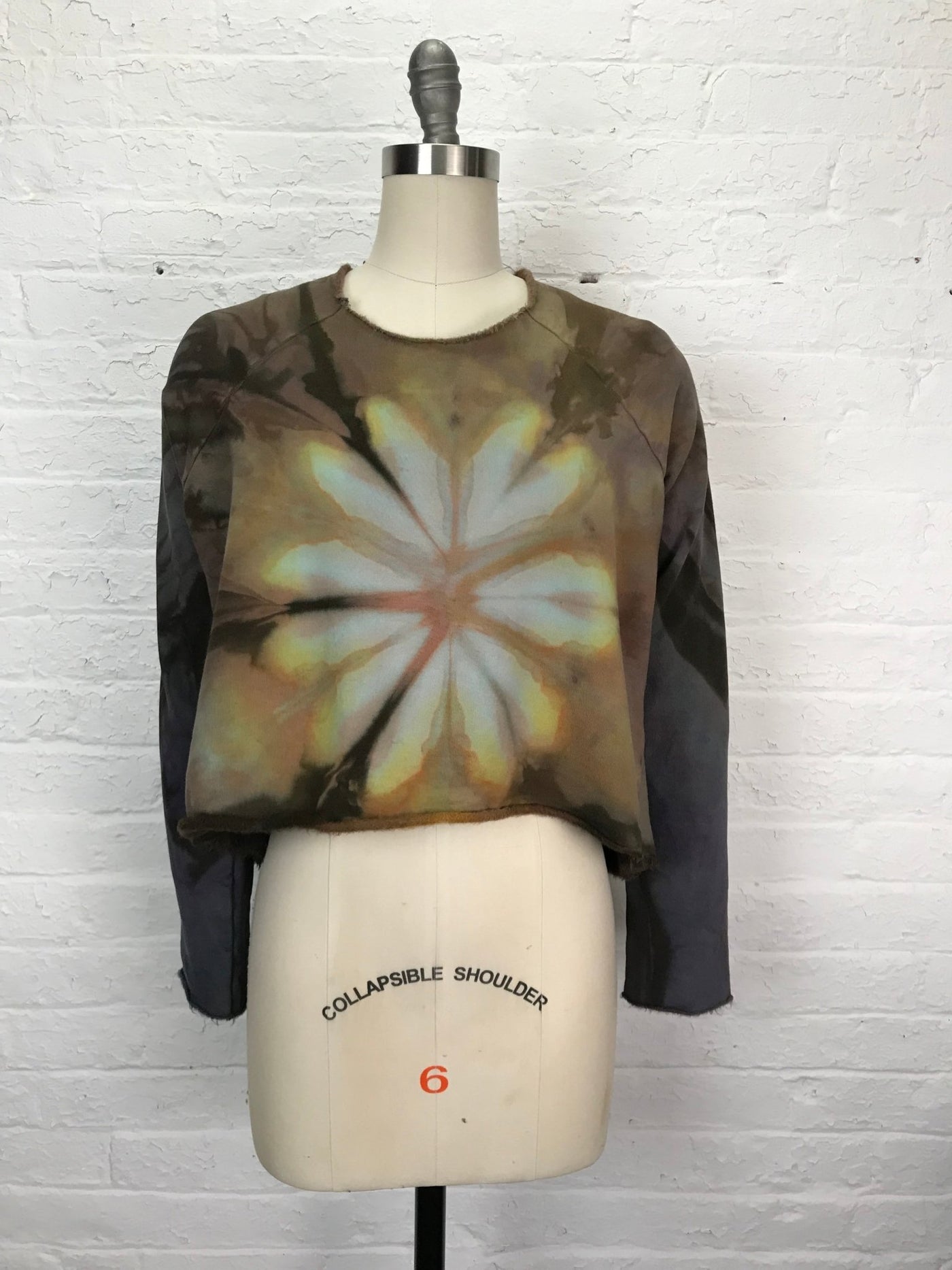 Heavyweight Fleece Cropped Sweatshirt in Luminous Moonstone Bloom - Cloud Candy