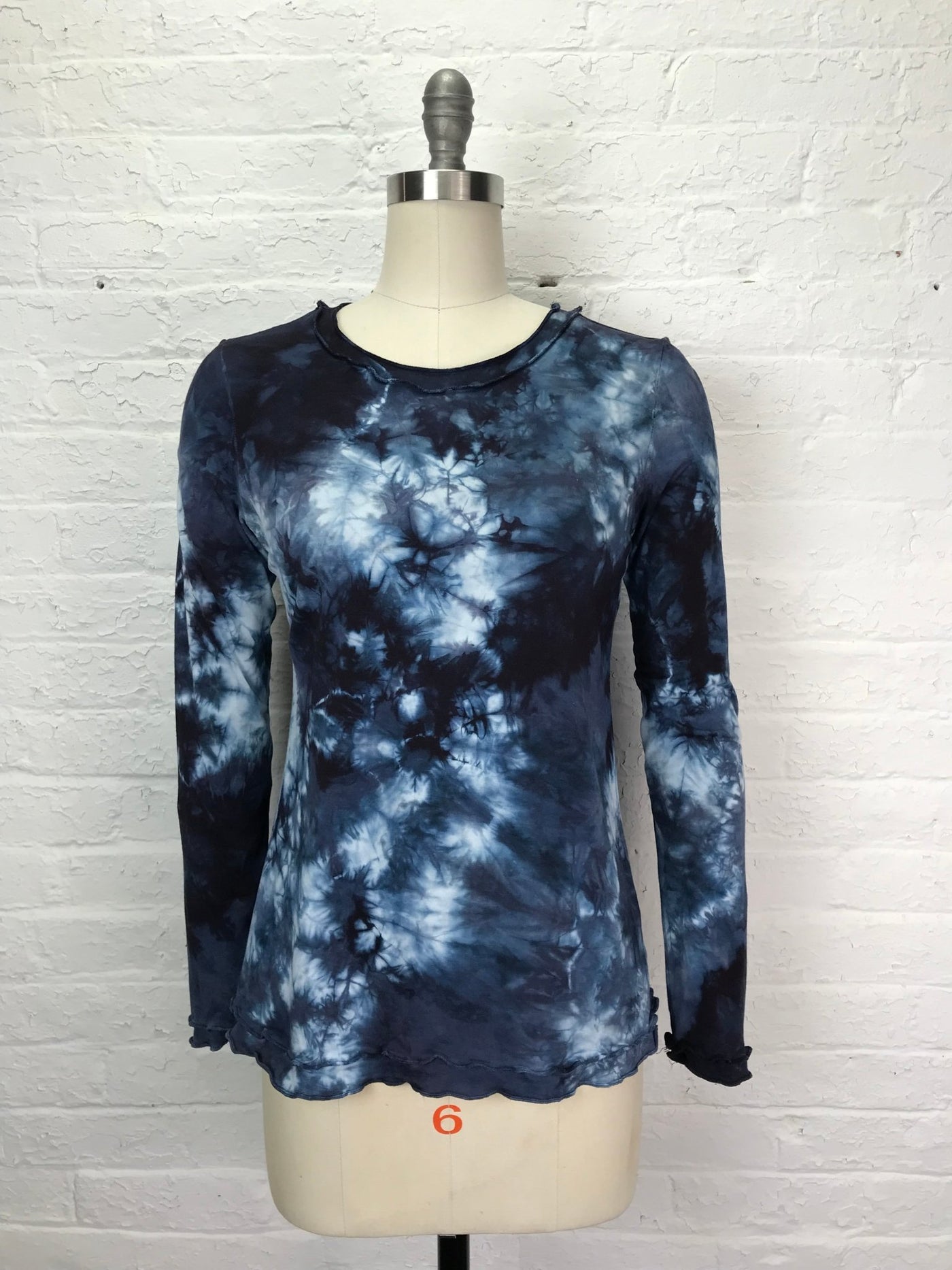 Isabella Long Sleeve Top in Dark Denim Tangle - Cloud Candy