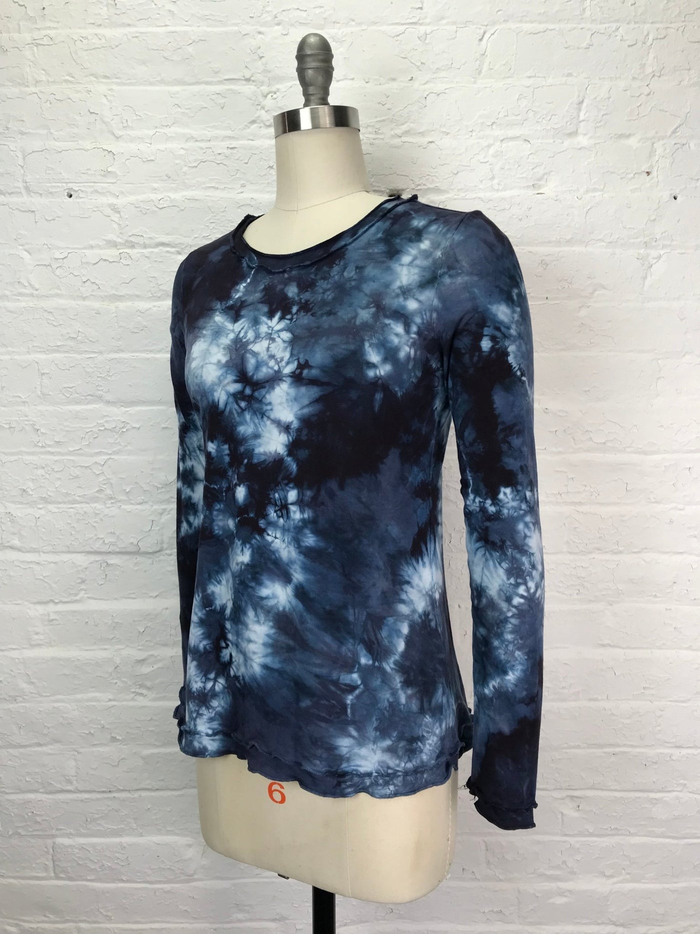 Isabella Long Sleeve Top in Dark Denim Tangle - Cloud Candy