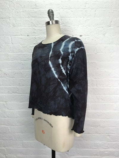 Juni Long Sleeve Petite Top in Warm Charcoal Geode - One Size - Cloud Candy