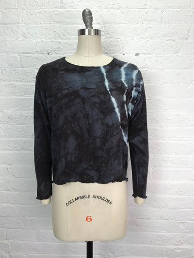 Juni Long Sleeve Petite Top in Warm Charcoal Geode - One Size - Cloud Candy