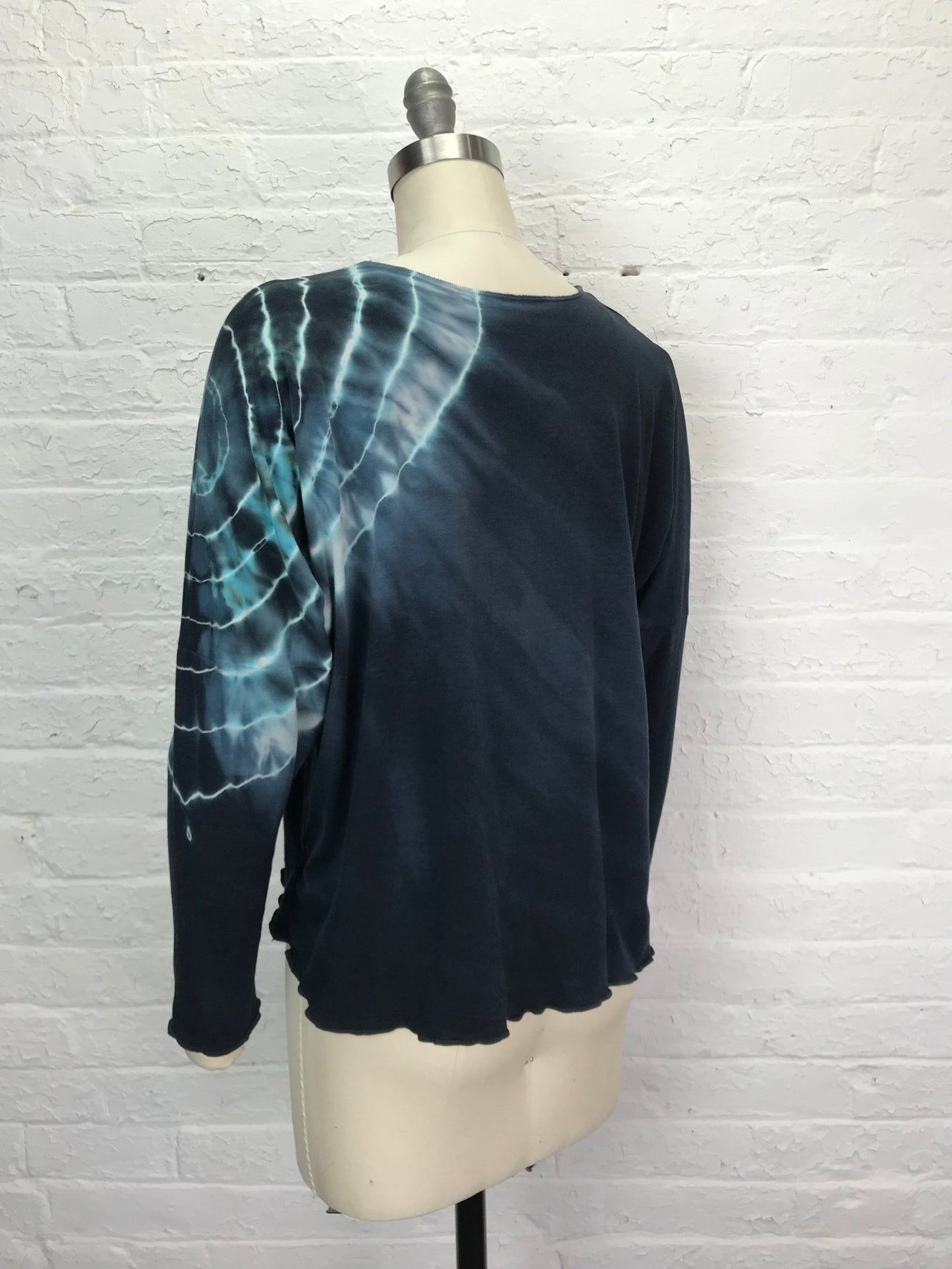 Juni Series in Turquoise Tint Geode - Cloud Candy