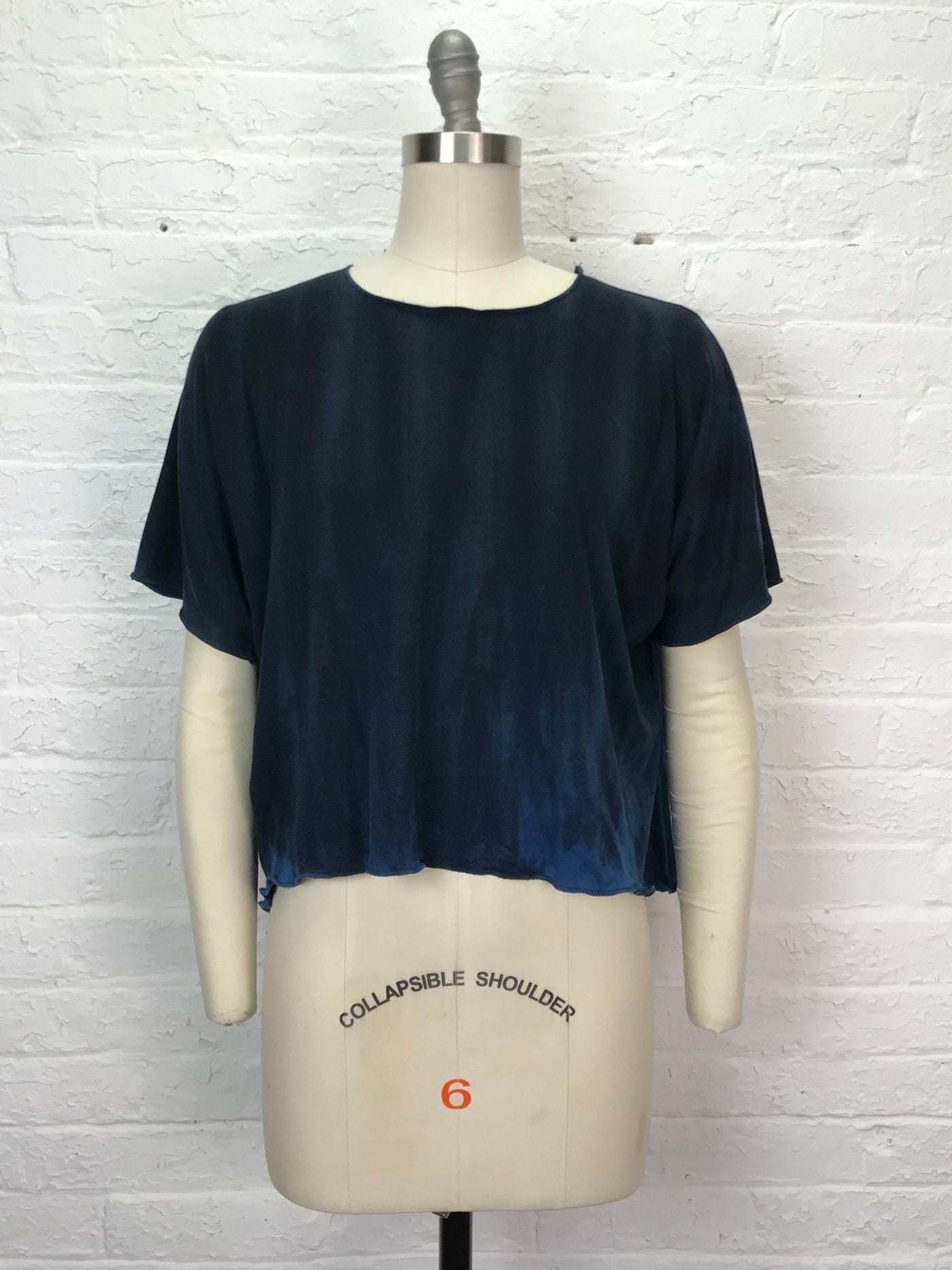 Juni Short Sleeve Petite Top in Ink & Ether - One Size - Cloud Candy