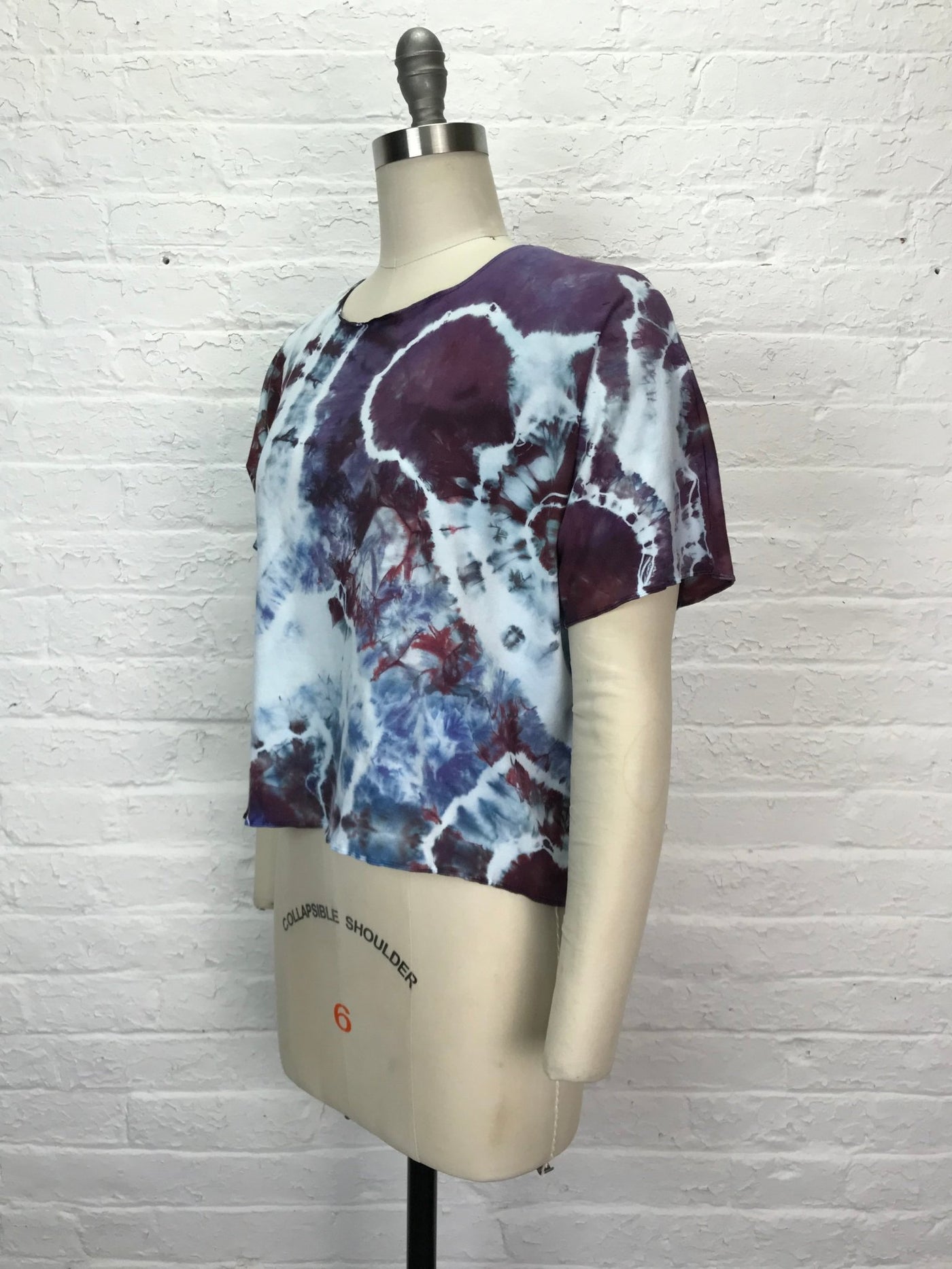 Juni Short Sleeve Petite Top in Mineral Springs - Cloud Candy