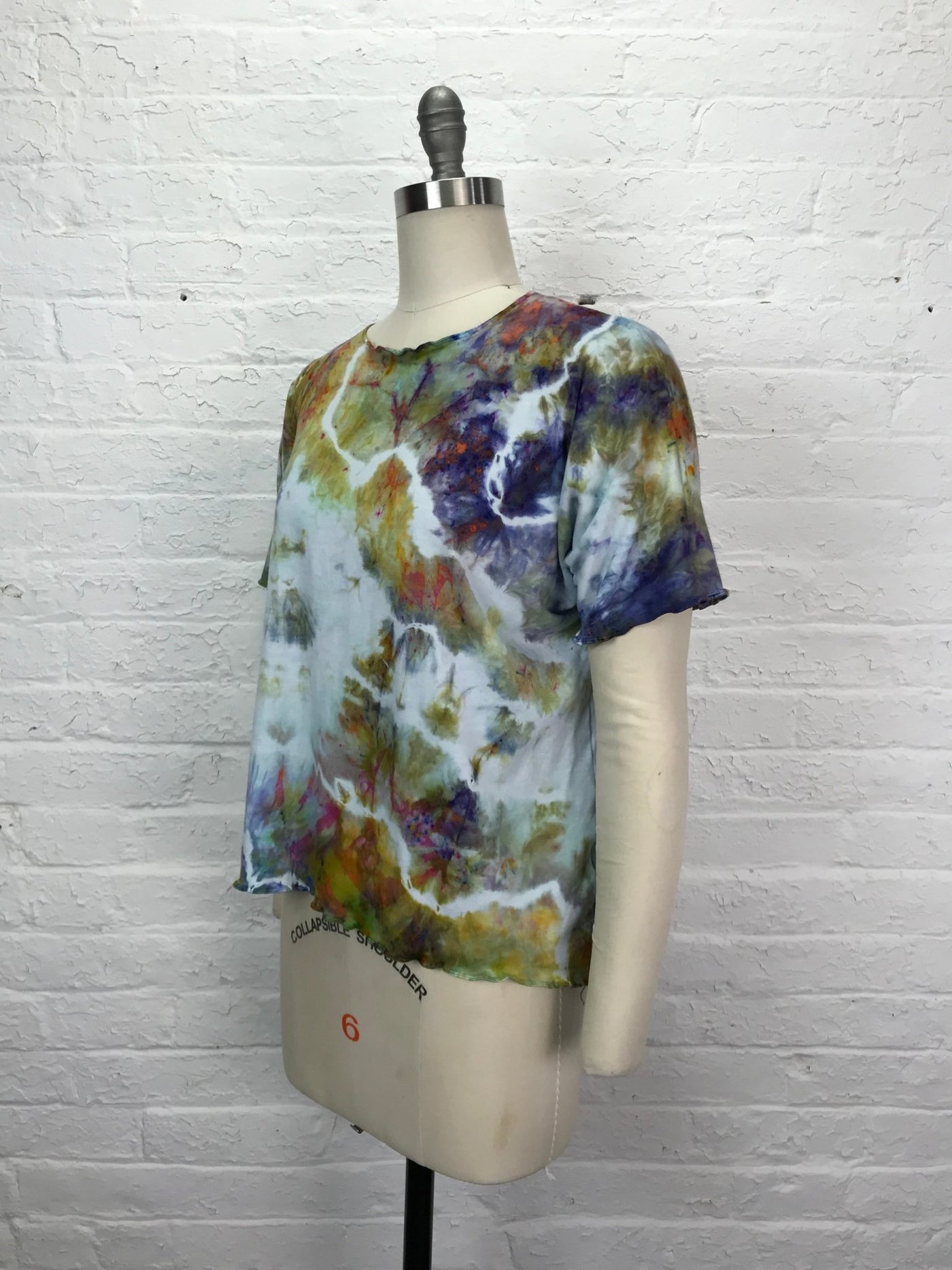 Juni Short Sleeve Shirt in Spring Tulips - One Size - Cloud Candy
