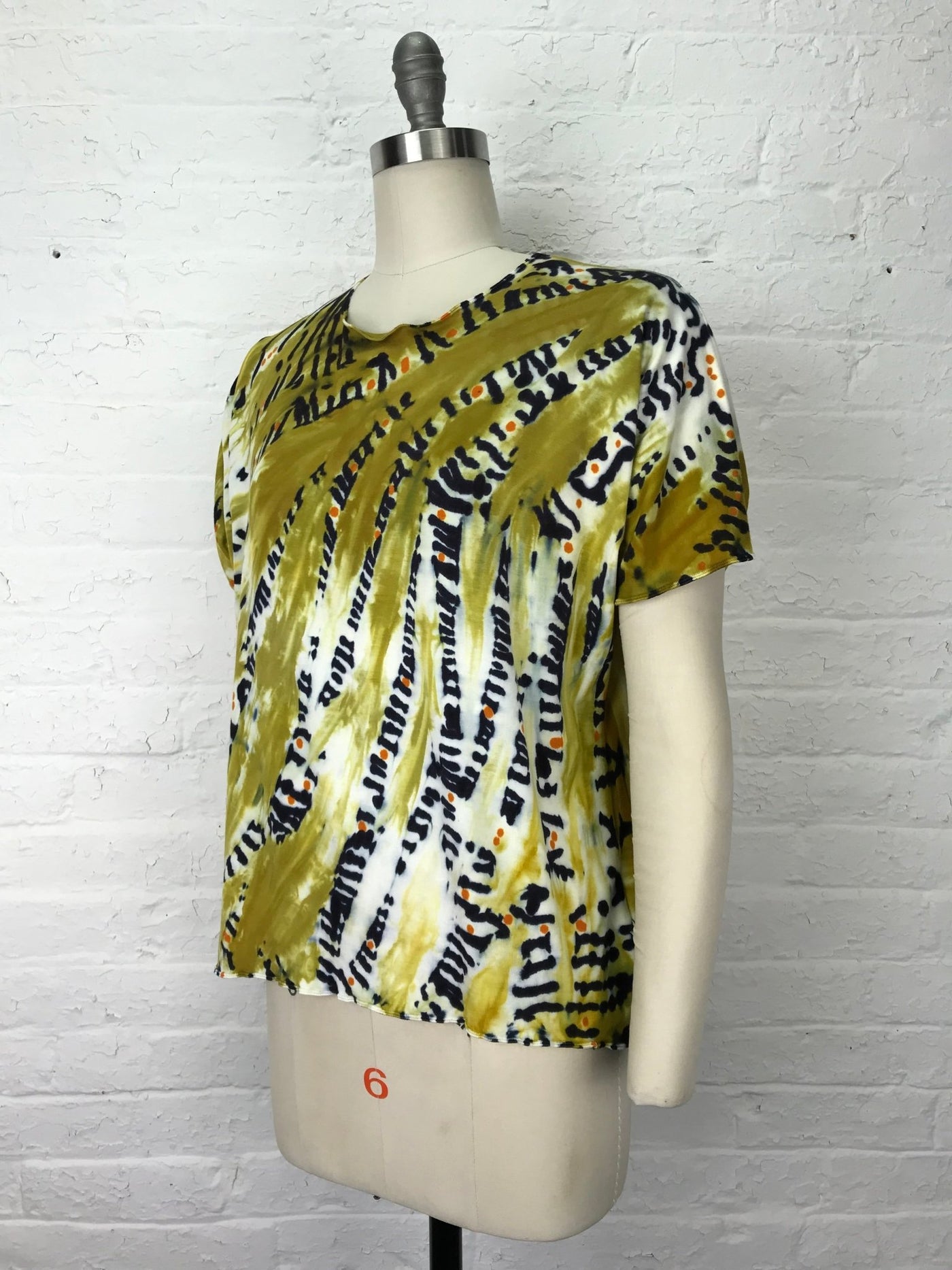 Juni Short Sleeve Shirt in Wildcat - One Size - Cloud Candy