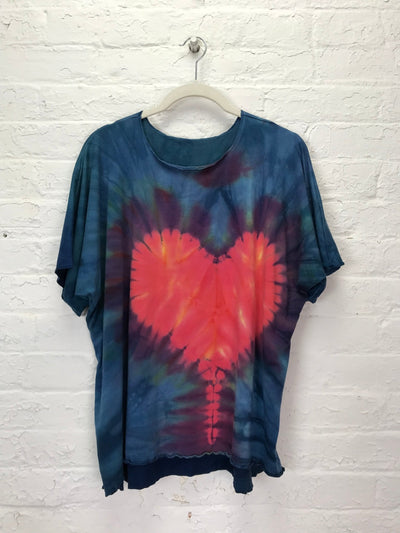 Juni Short Sleeve Top in Hearts on Fire - Cloud Candy