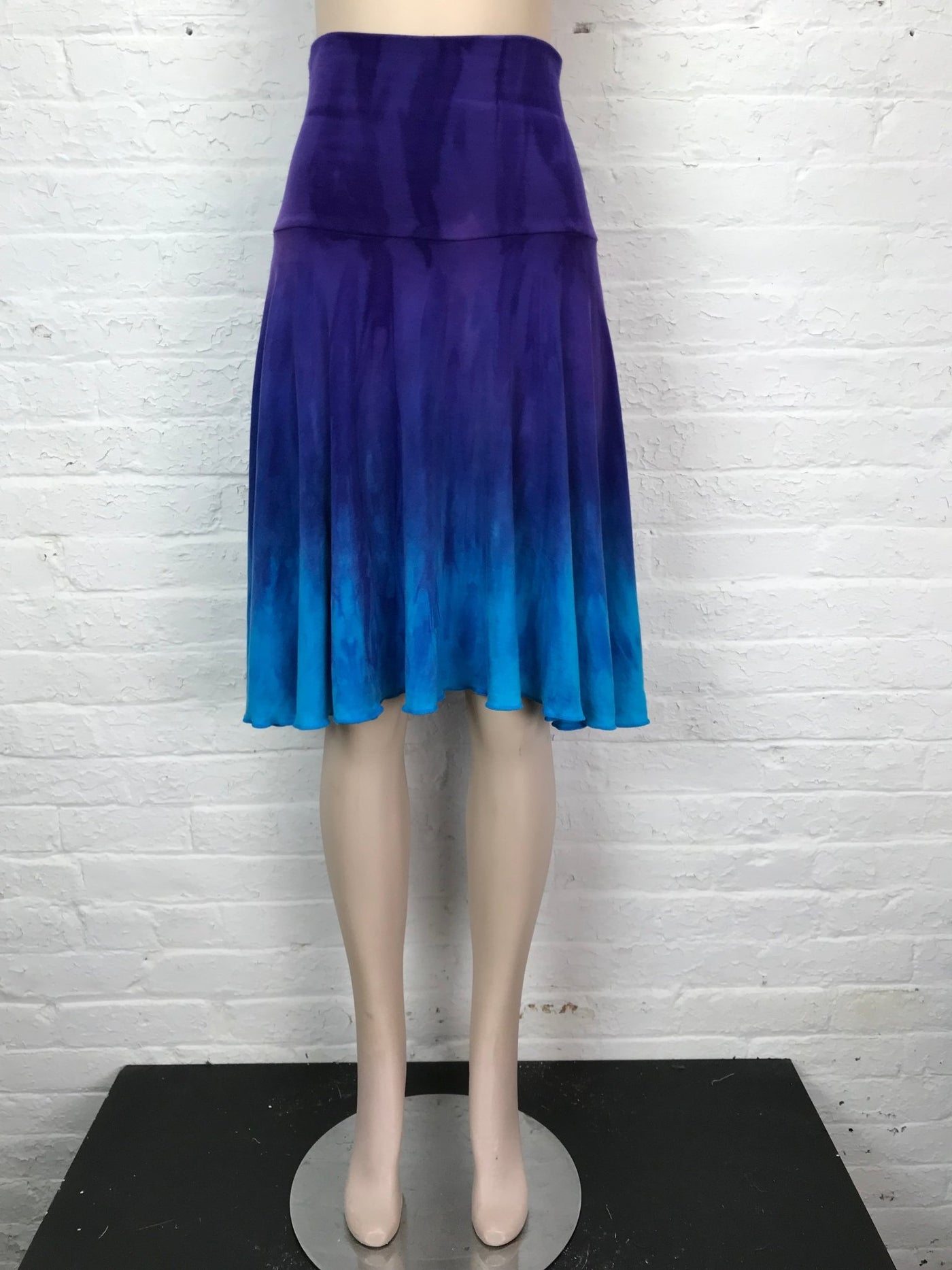 Knee Length Skort in Curaçao Ombre - One Size - Cloud Candy
