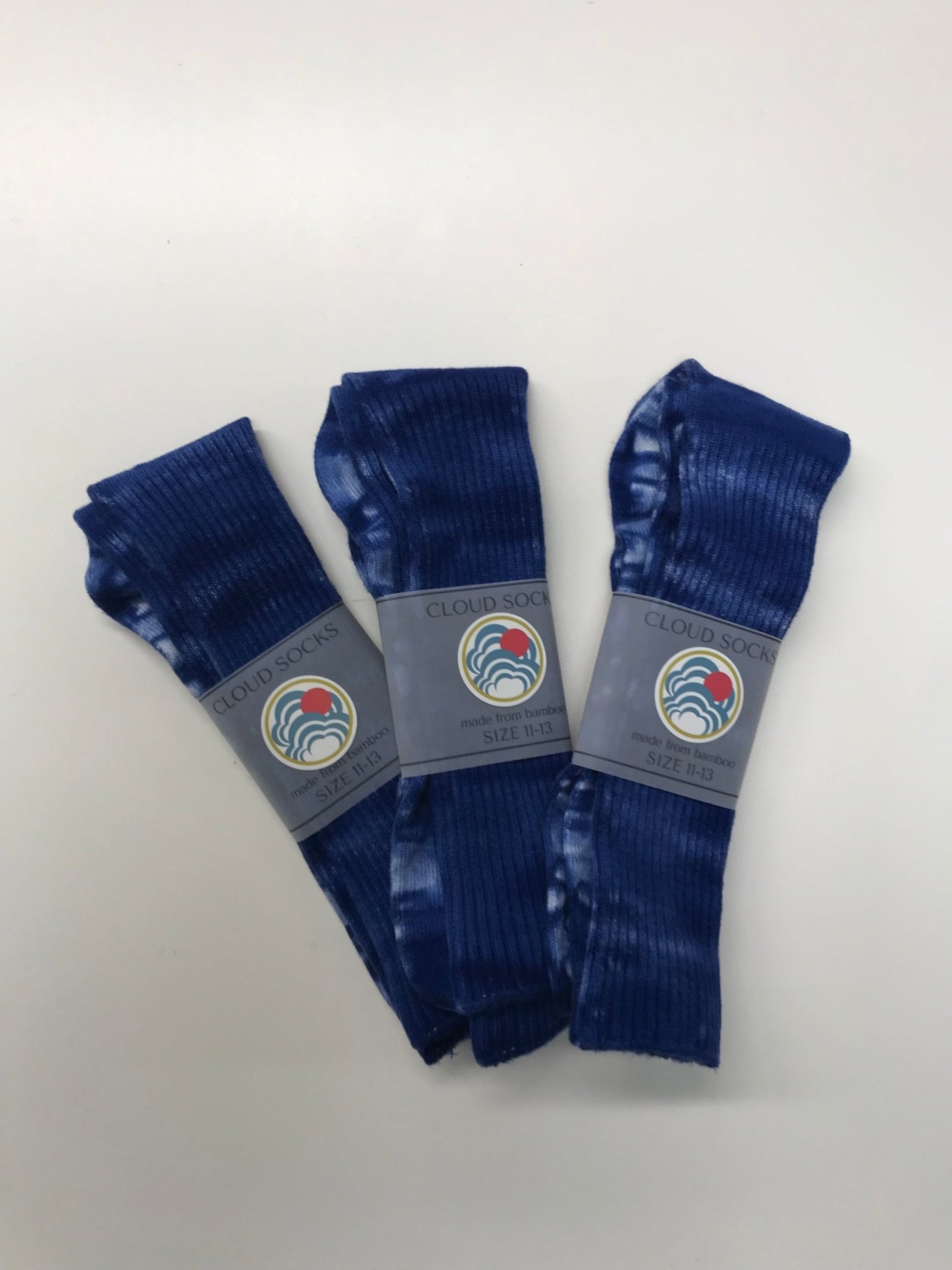 Men's Bamboo Crew Socks in Magic Blue - Cloud Candy