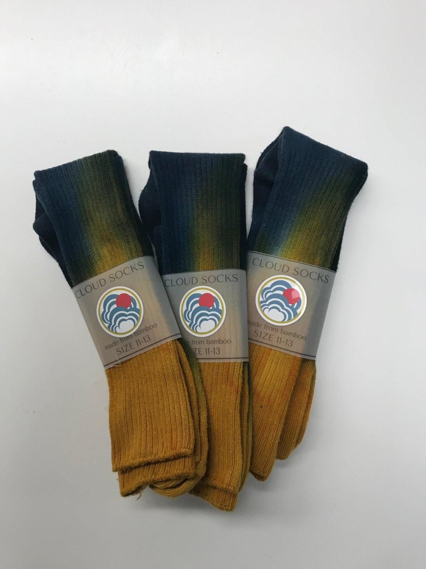 Men's Bamboo Crew Socks in Midshipman - Cloud Candy