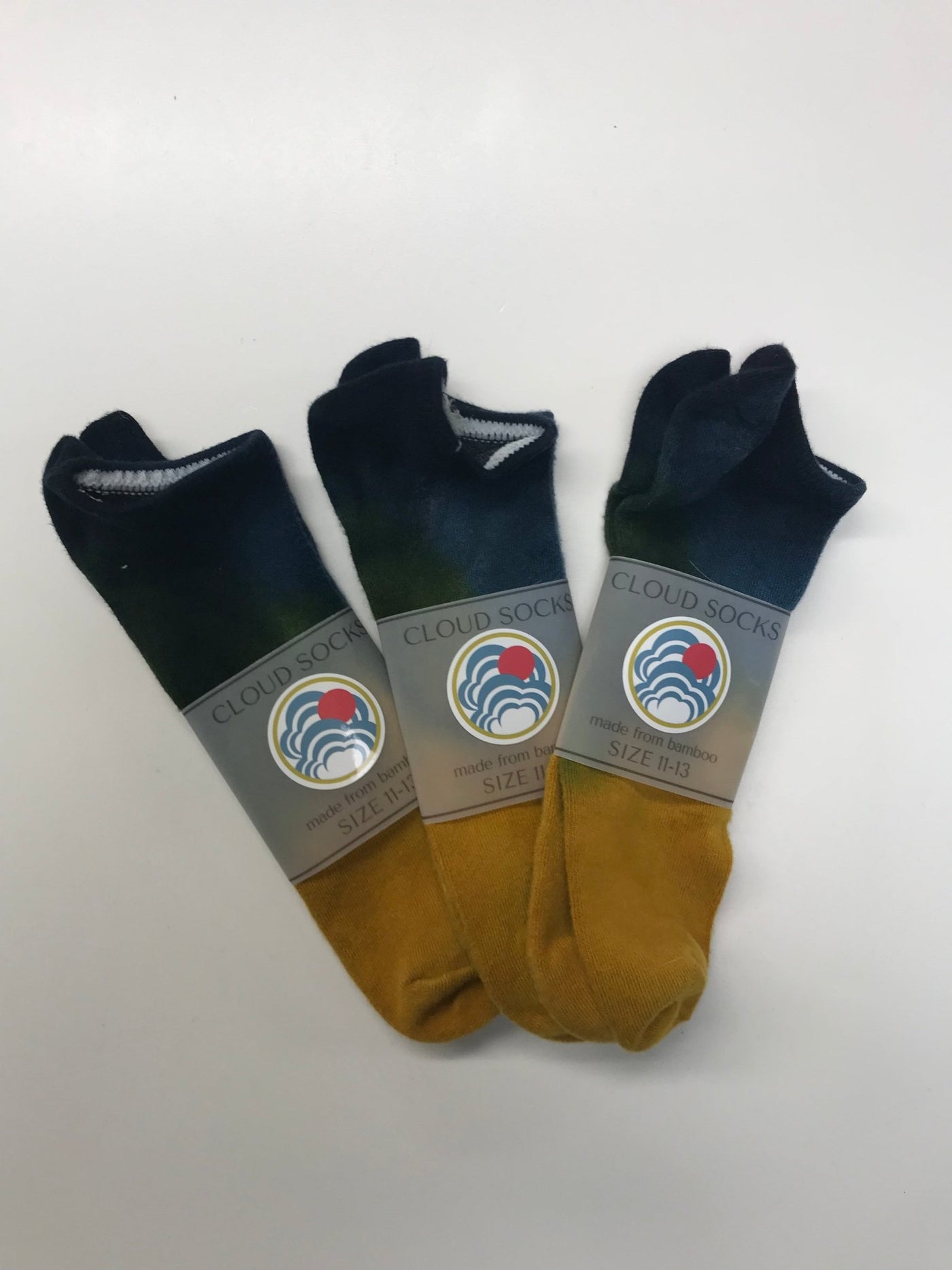 Men's Bamboo Footie Socks in Midshipman - Cloud Candy