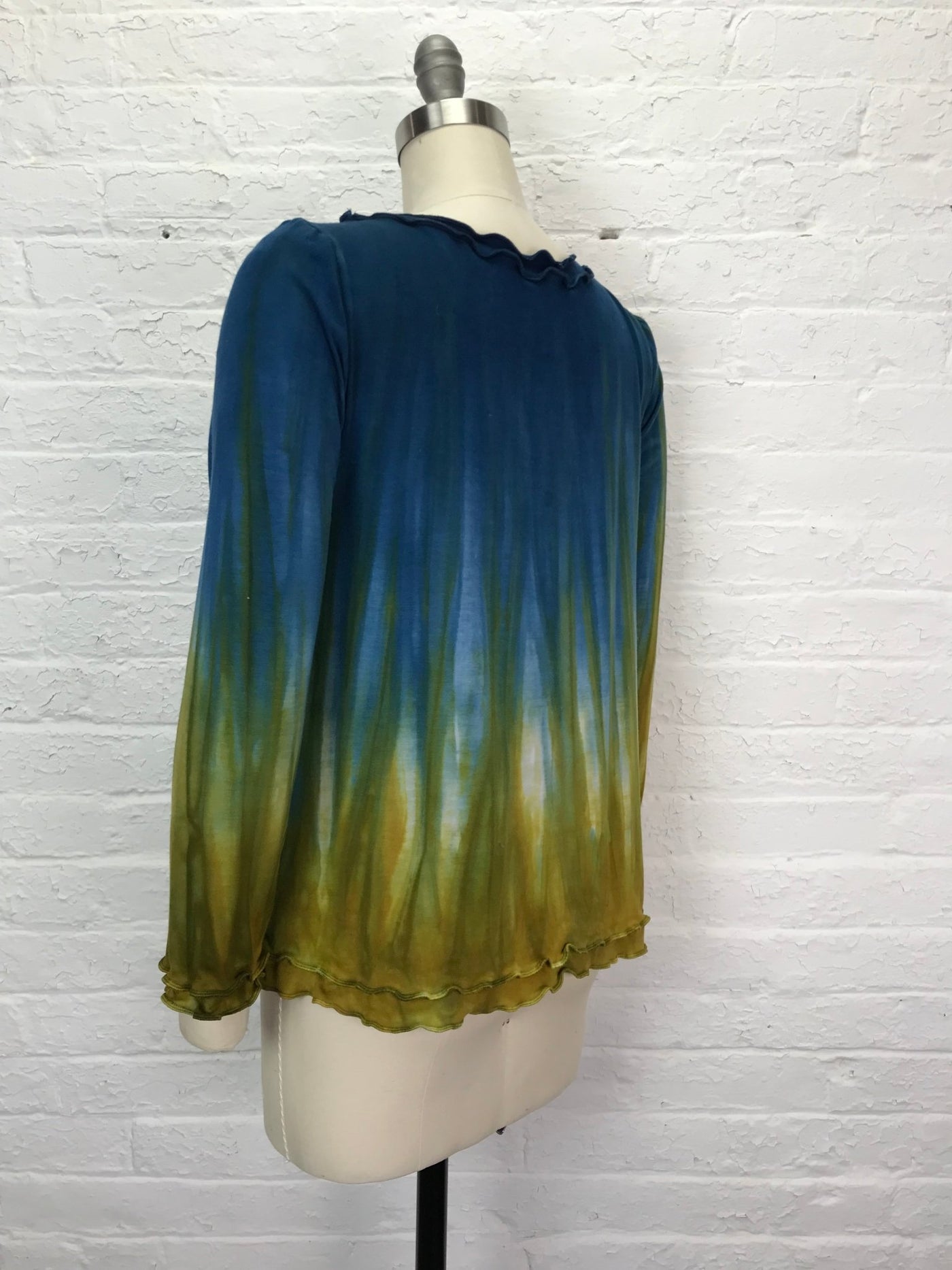 Roselle Top in Sunlight in the Estuary - Cloud Candy